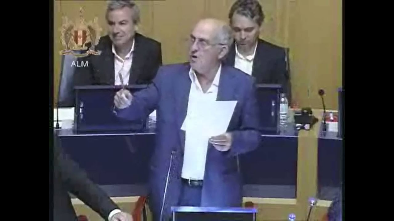 Coelho chama a aten&ccedil;&atilde;o de Humberto Vasconcelos