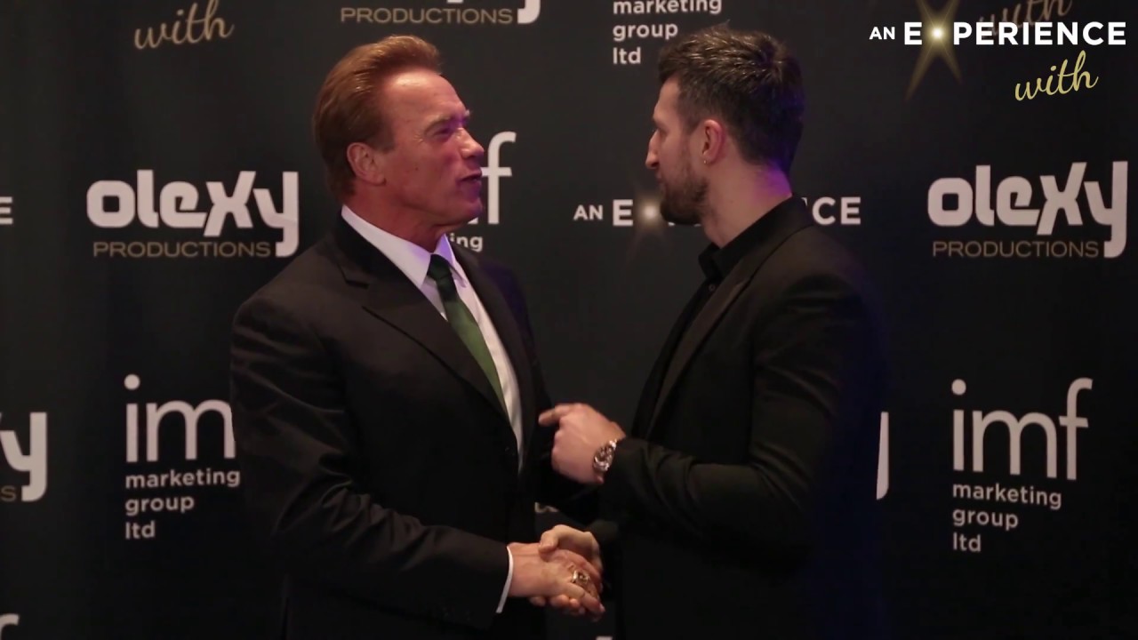 Arnold Schwarzenegger Takes Scotland By Storm With Live Stage Appearance!