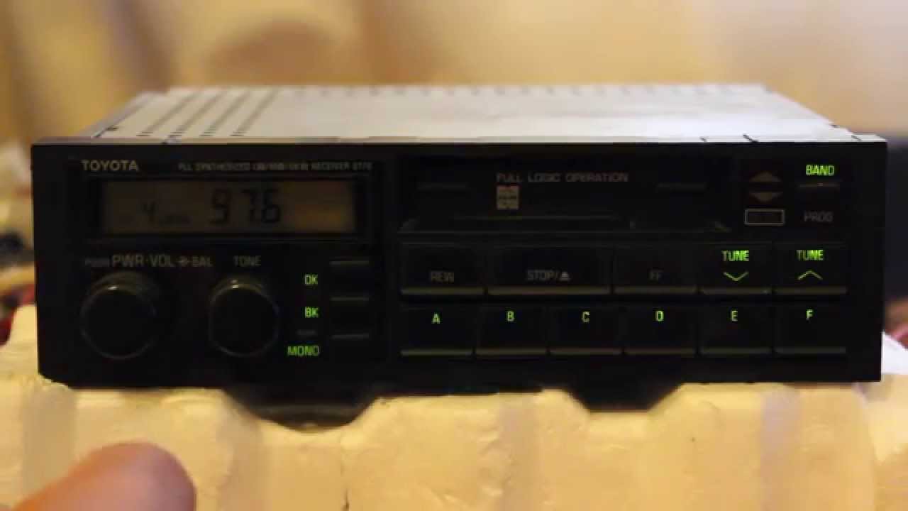Toyota (Matsushita) 6176 Tuner & Cassette player car stereo