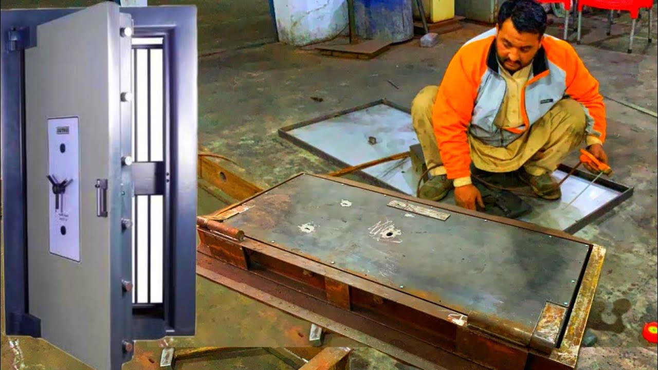 Amazing Manufacturing Process of Bank Strongroom Door | #how #howto #amazing #door #craftypandaurdu