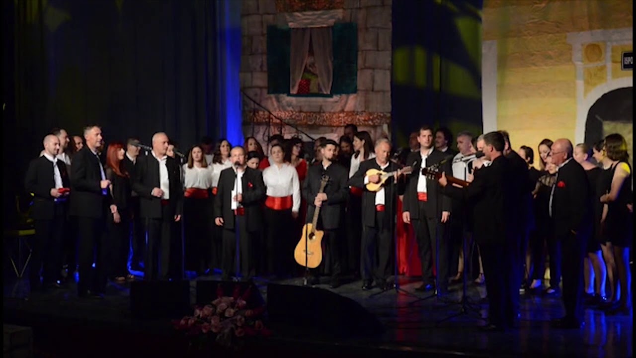 Piva klapa ispo' volta   ( Klape pivaju Olivera, Imotski, 2018. )