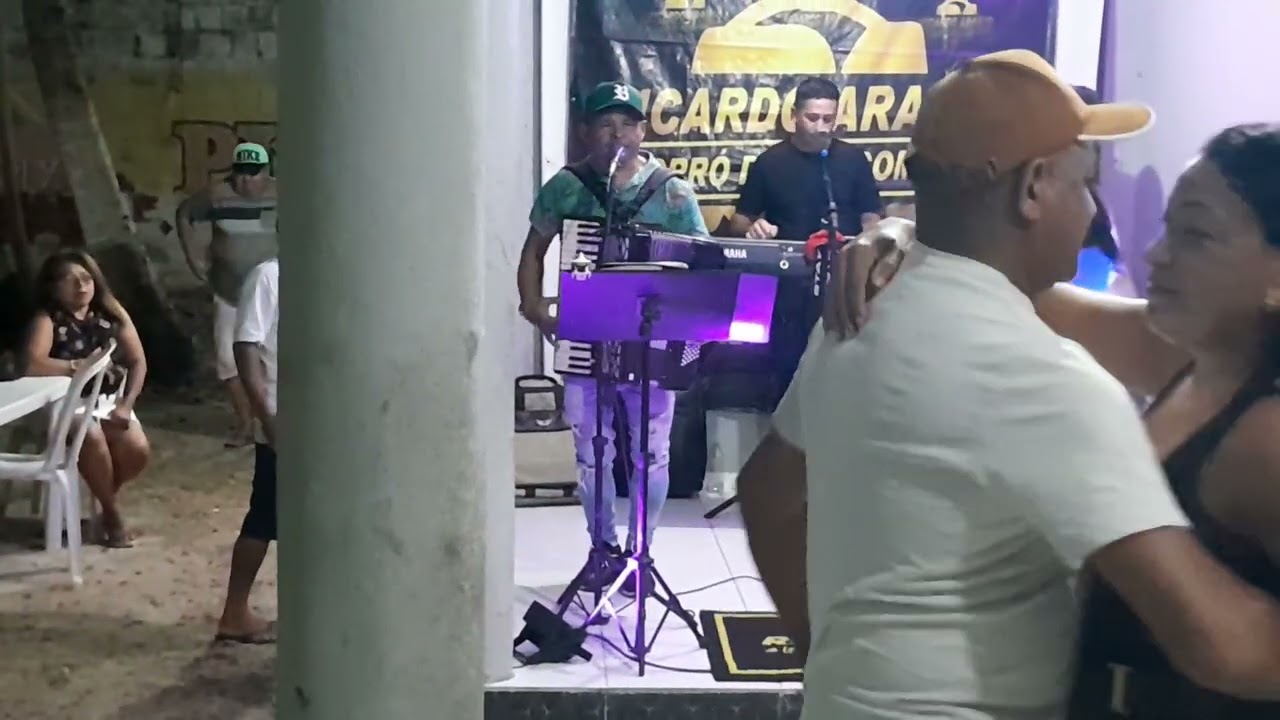 Ricardo Araújo ao vivo no bar do derly 