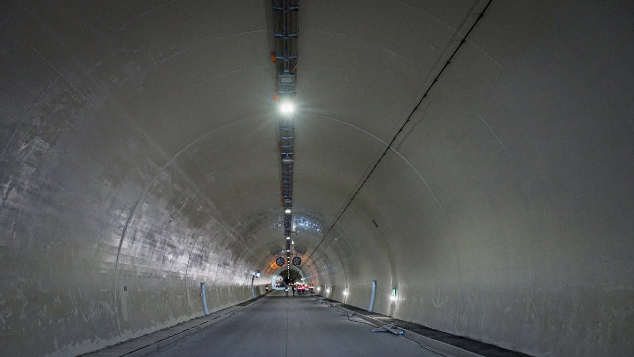 NDS | BETONÁŽ V TUNELI VIŠŇOVÉ JE DOKONČENÁ