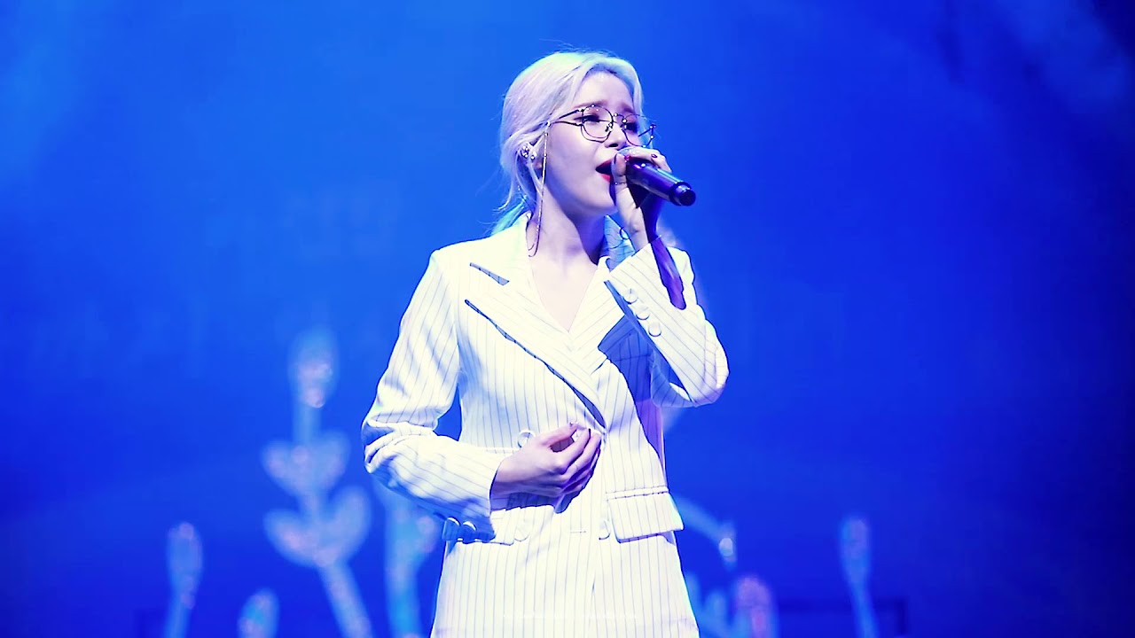 180429 솔라감성콘서트 마마무 솔라 月亮代表我的心(월량대표아적심) 직캠
