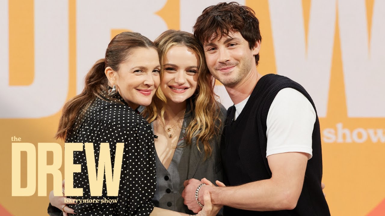 Joey King Became Friends with Taylor Swift After 