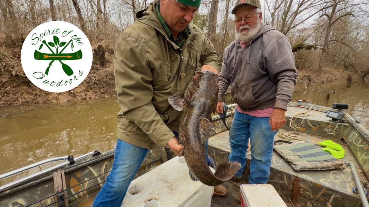 0Catching Flathead and Cooking on the Riverbank