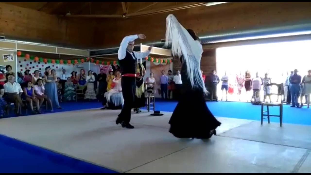 Almazán. Sevillanas. Feria Andaluza 2016 - Me gustas mujer