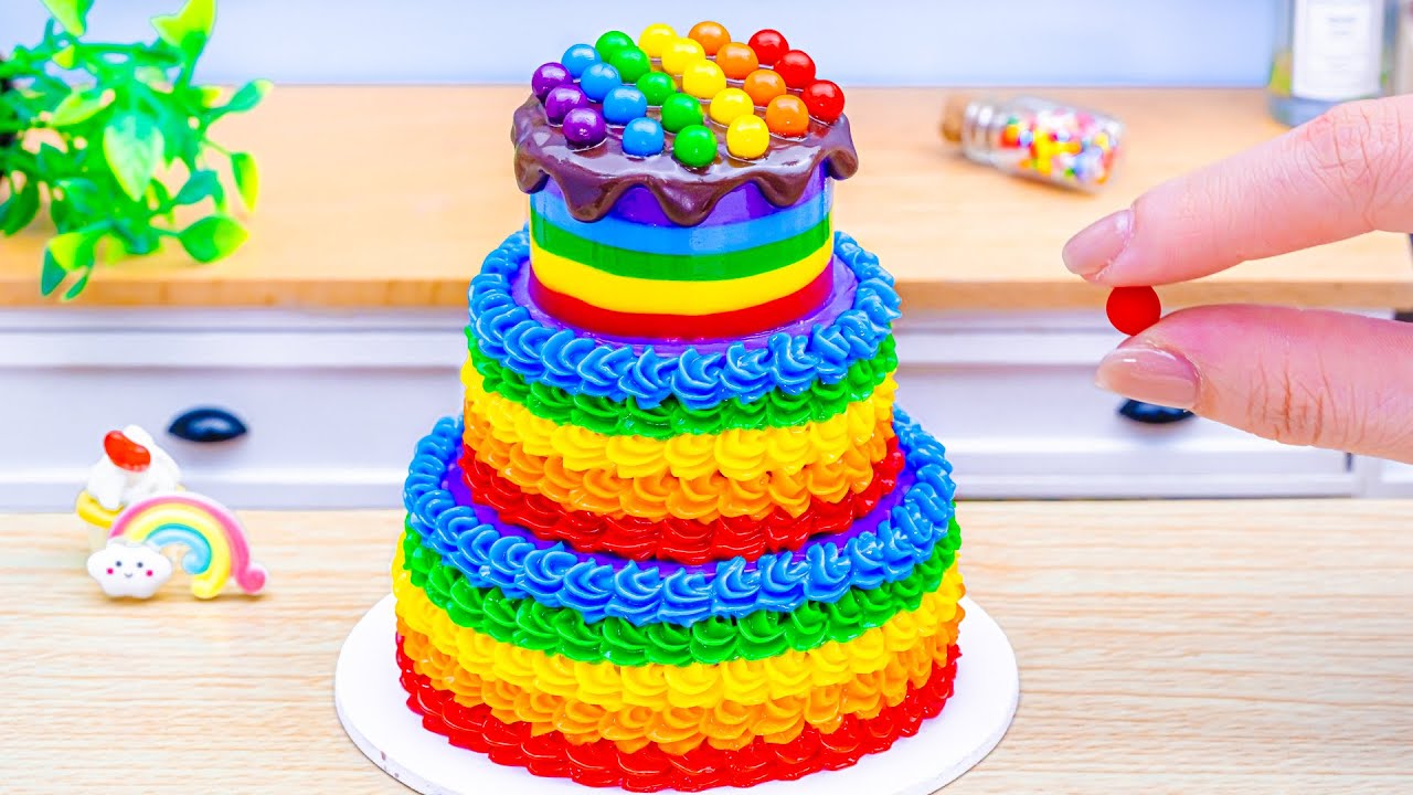 Miniature Rainbow Buttercream Decorating | Beautiful Yummy Rainbow Cake Recipe with Lotus Cakes