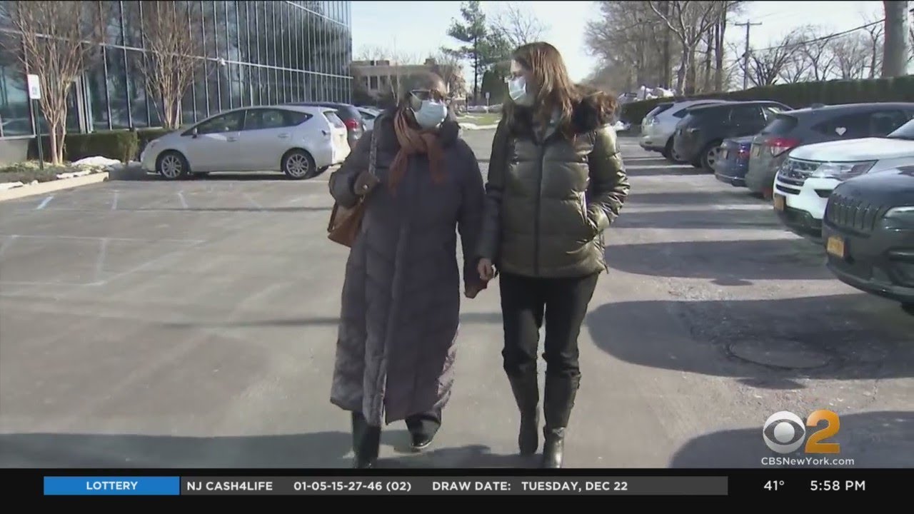 Woman Suffering From Rare Ailment Donates Kidney To Stranger