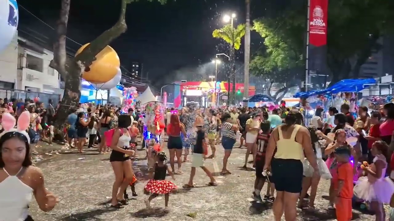 Bloco das Muriçoquinhas ! Av.Pres.Epitácio Pessoa..