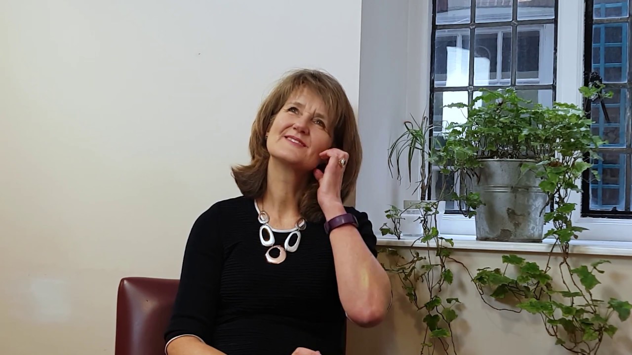 On Massage, Mindfulness & Mental Health. With Emer O'neil. Bodyology Graduate