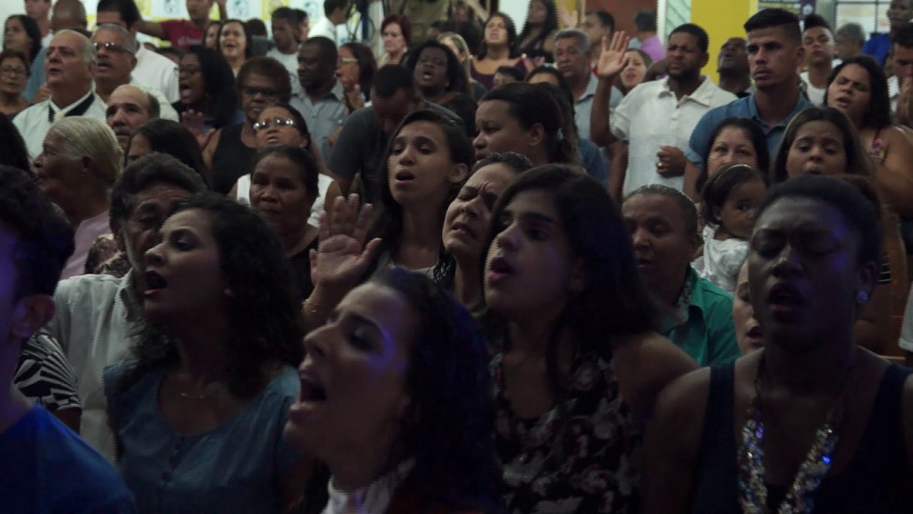 Louvor e Adoração no Culto do Ministério Colheita de Deus