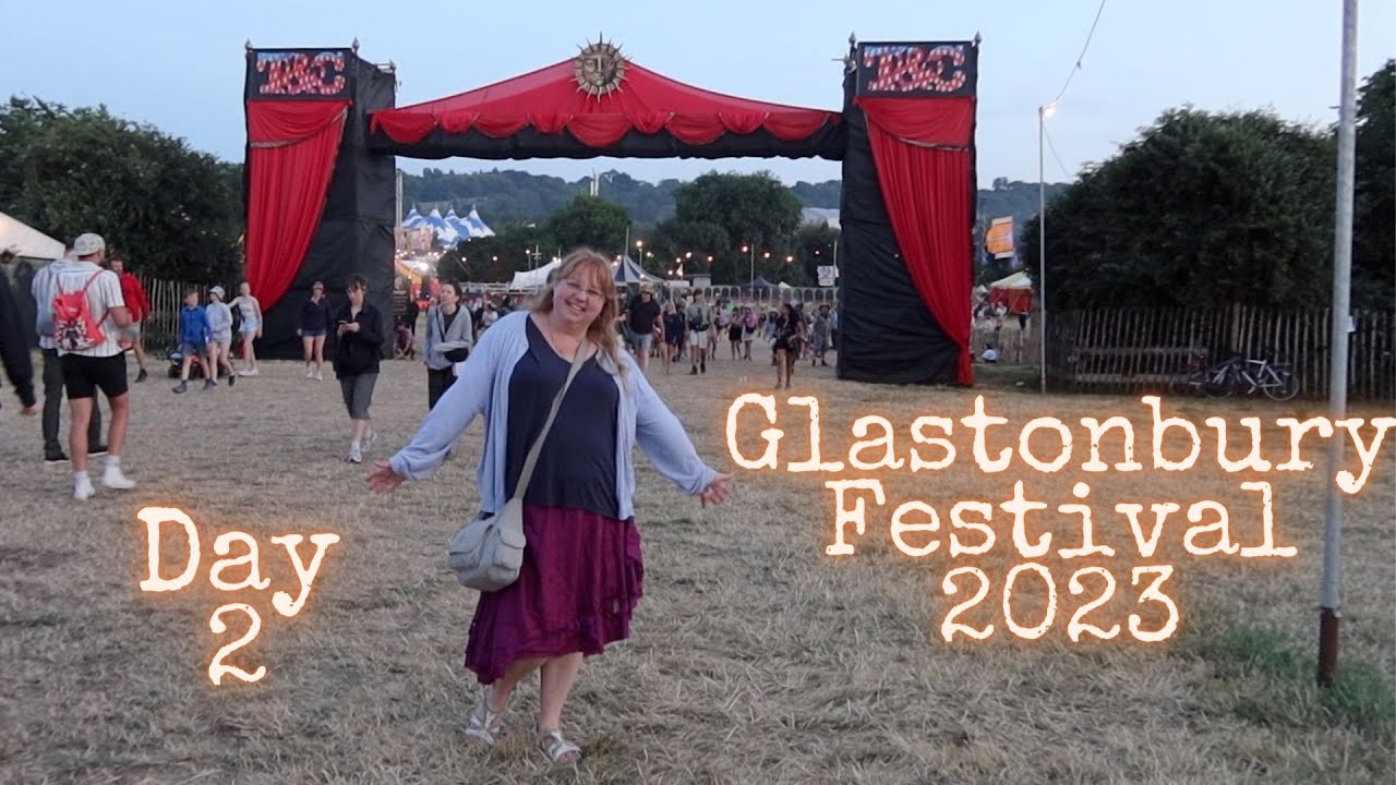 Glastonbury Festival Vlog 2023 Day 2 Thursday. Glebeland area & The Entitled Sons in Avalon Cafe