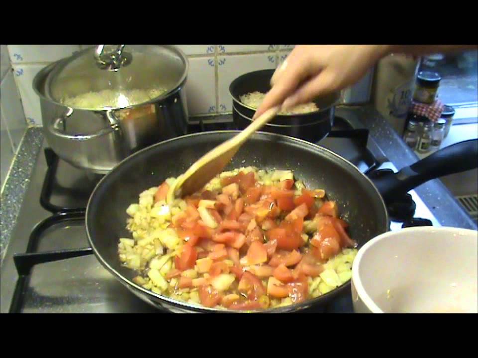 Speklapjes in ketjapsaus