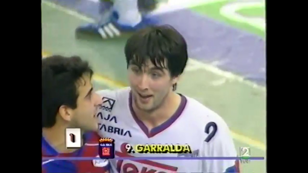 Handball derby of 90's - 102 seconds for the last attack