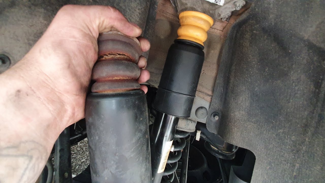 How to change the bmw f30 318d shock absorbers.