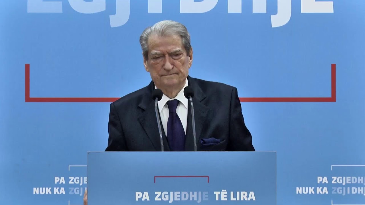 Kryetari i PD, Prof. Dr. Sali Berisha konferencë me gazetarët salla 