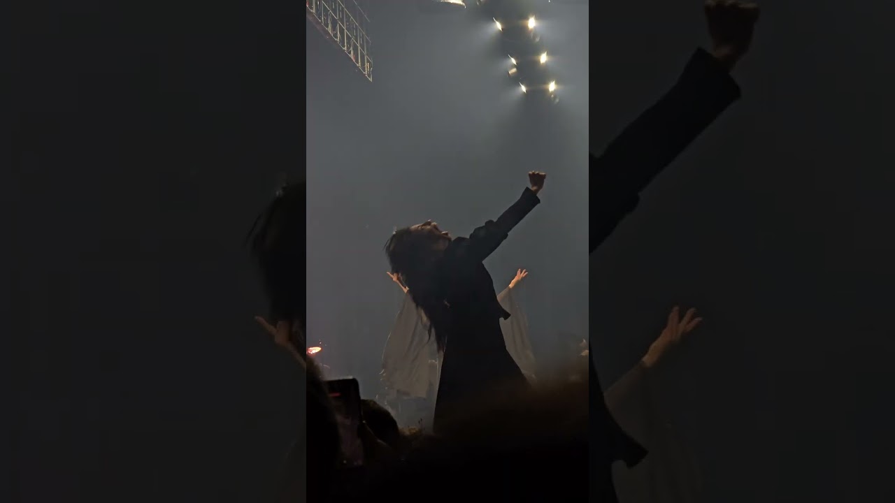 Everybody Scream - Florence + The Machine