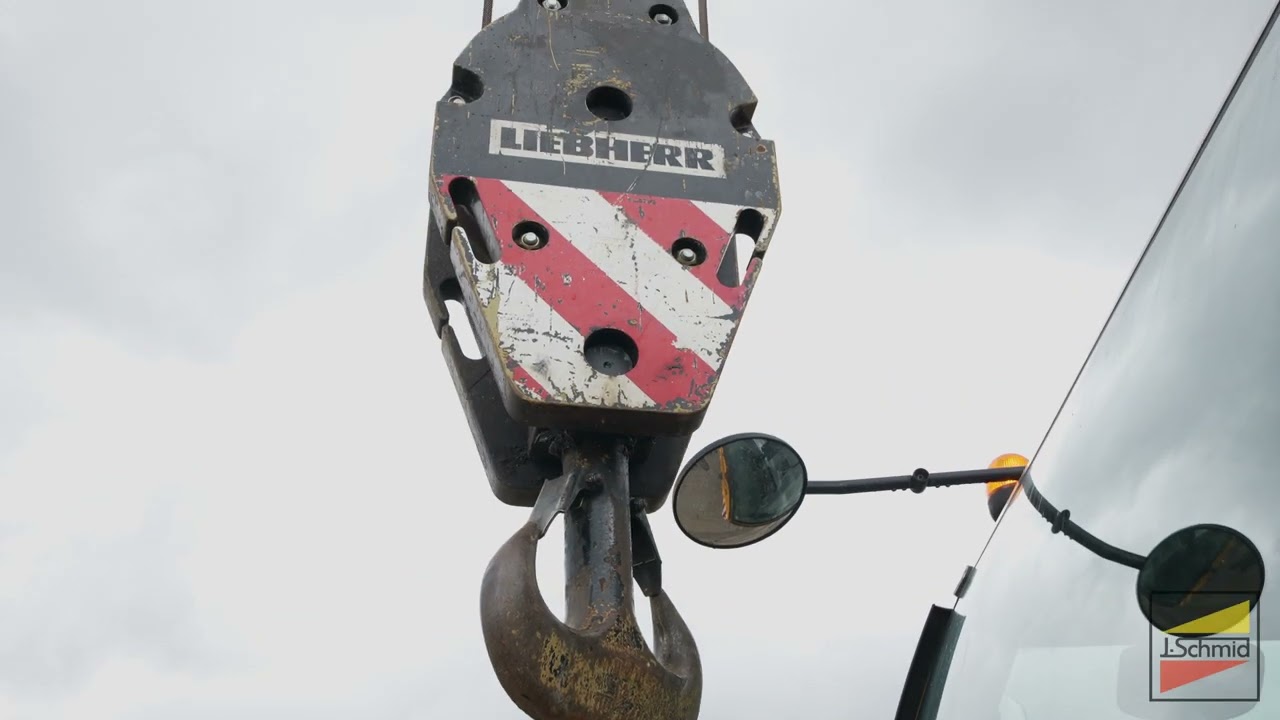 L-Plattenfahrsilo - Montage einer Siloanlage bei Schmid Fertigteile GmbH
