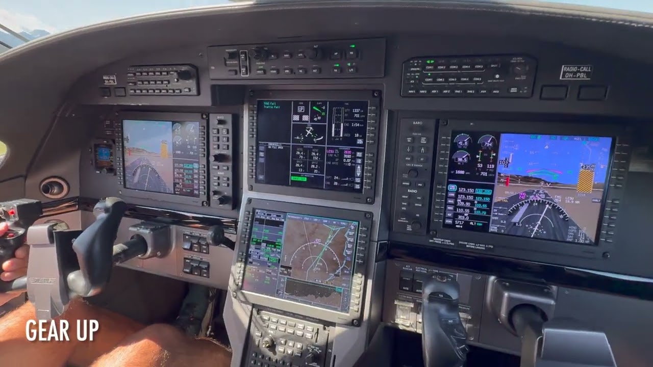 PC-12 Pilatus Flying Andorra La Seu D'urgell Airport