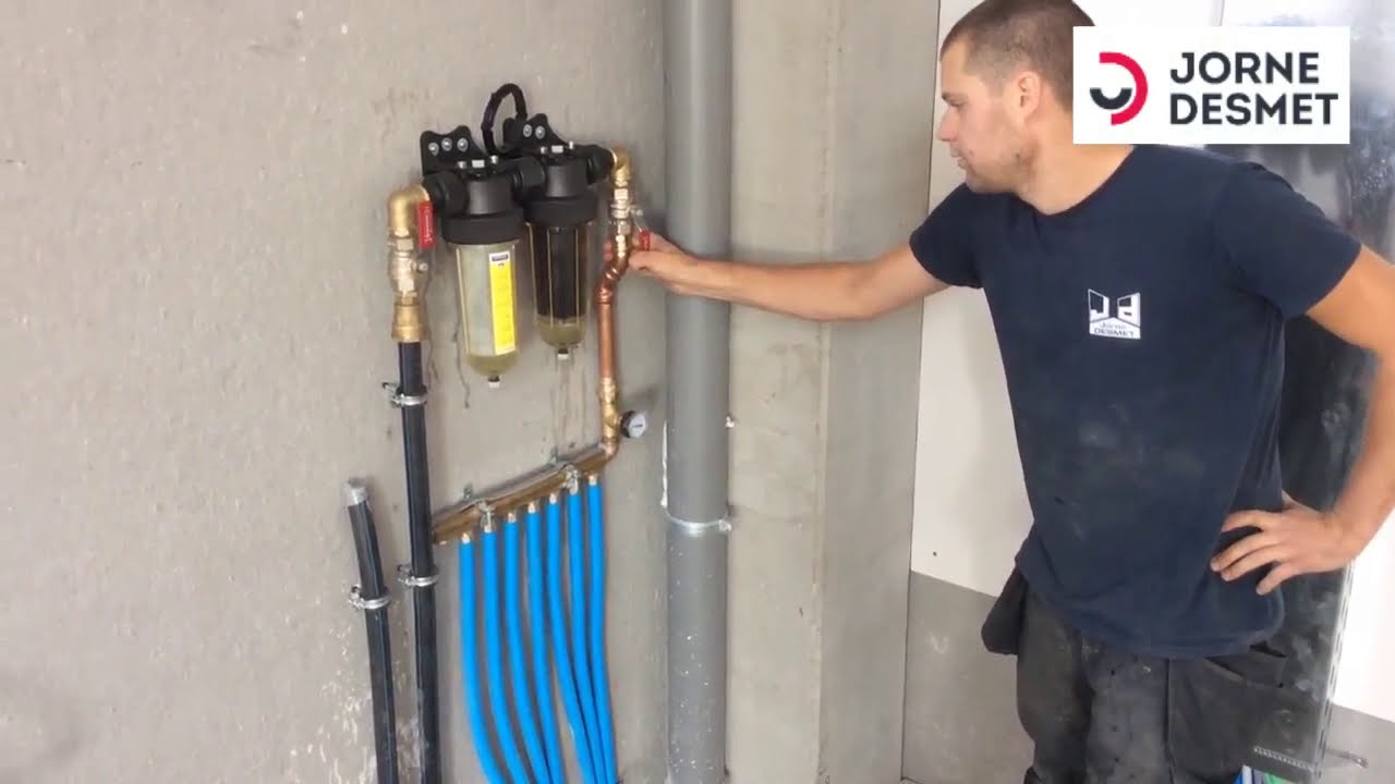 Hoe een regenwaterinstallatie met filter plaatsen?
