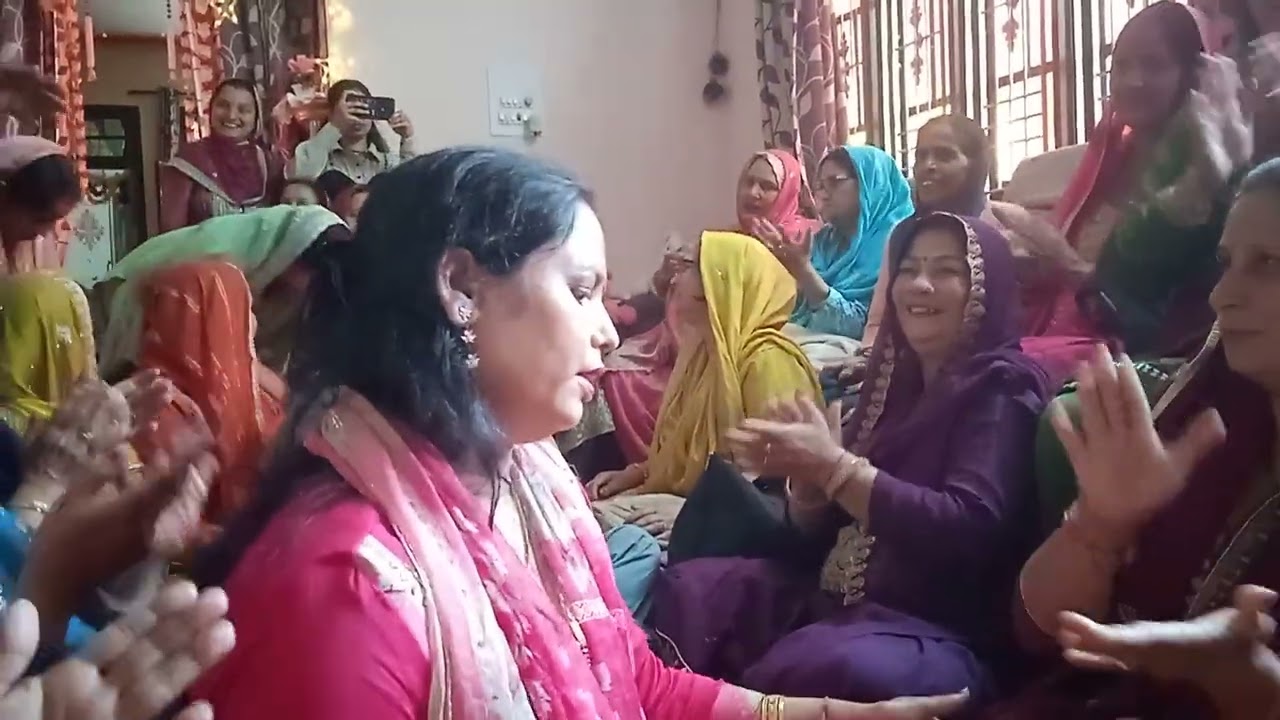 Bhajan❤❤बहुत ही सुदंर भजन कीर्तन❤❤ माँ पजां रगां चोले वालिए❤❤