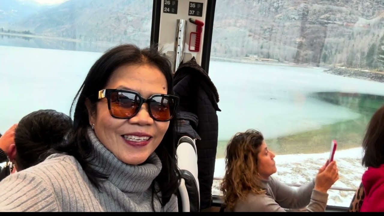 White Cristal Lake of Switzerland 