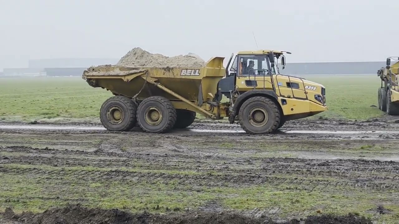 Emmeloord, graafwerkzaamheden bij carpoolplaats Muntweg (11 februari 2026)