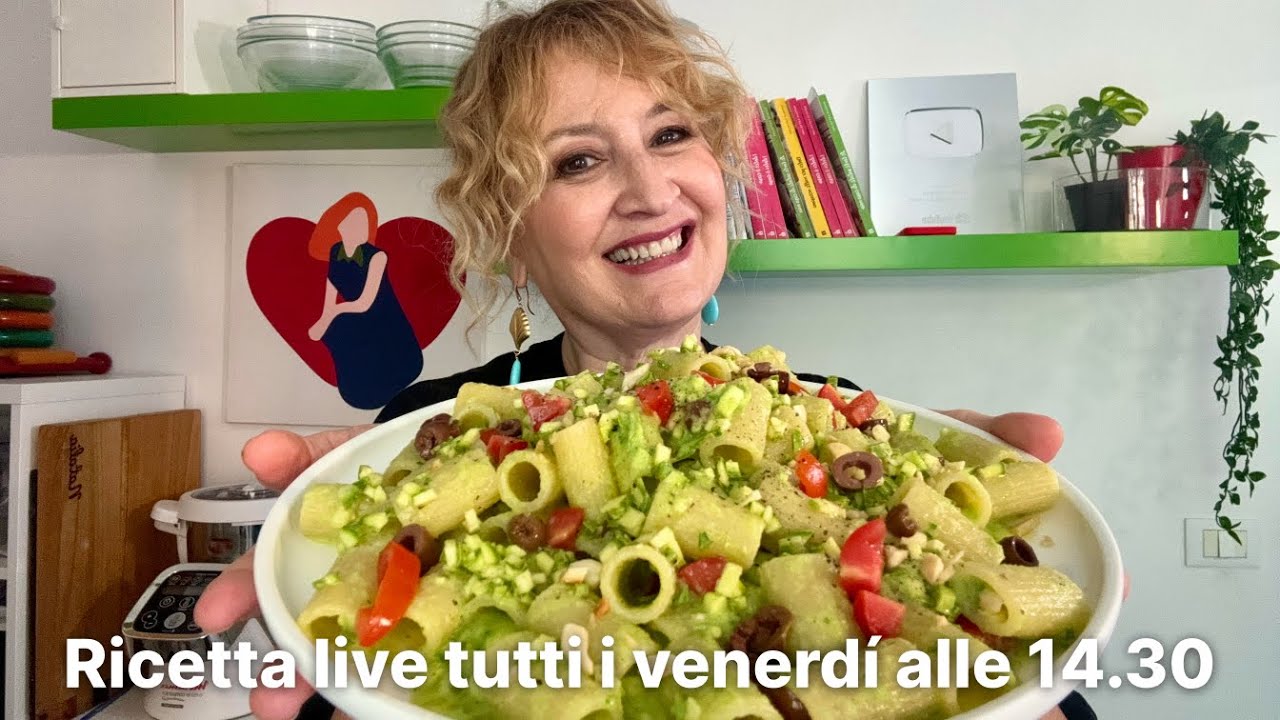 Pasta estiva con zucchine crude e cotte