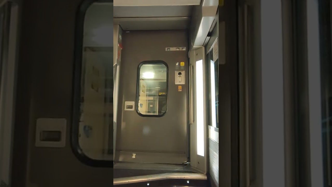 TGV Dasye 1ere s&eacute;rie : Fermeture des portes