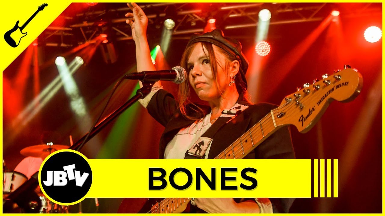 Bones (UK) - Girls Can't Play Guitar | Live @ JBTV