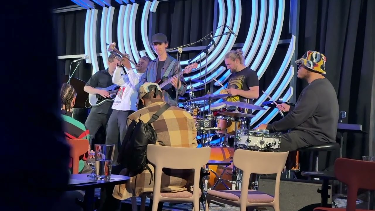 The Parrisian Live Band - The Joint