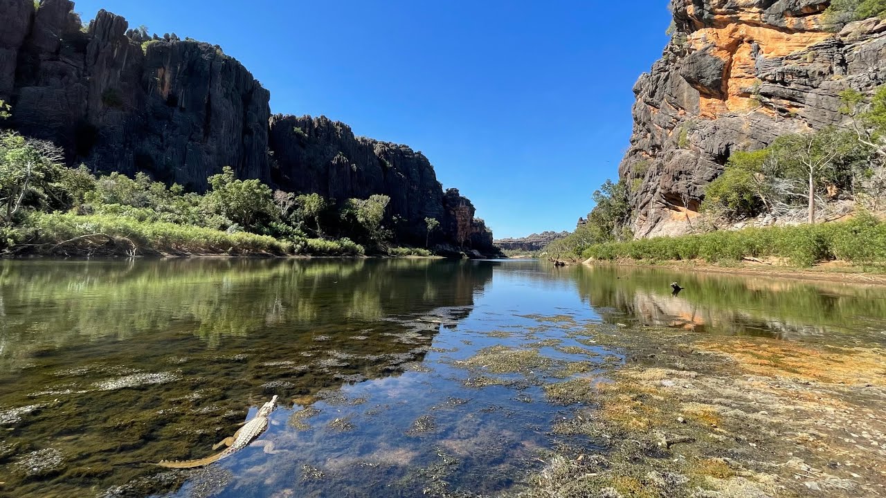 We take our Urban Caravan on the Gibb River Road (west section) to Manning, Bell, Windjana Gorge