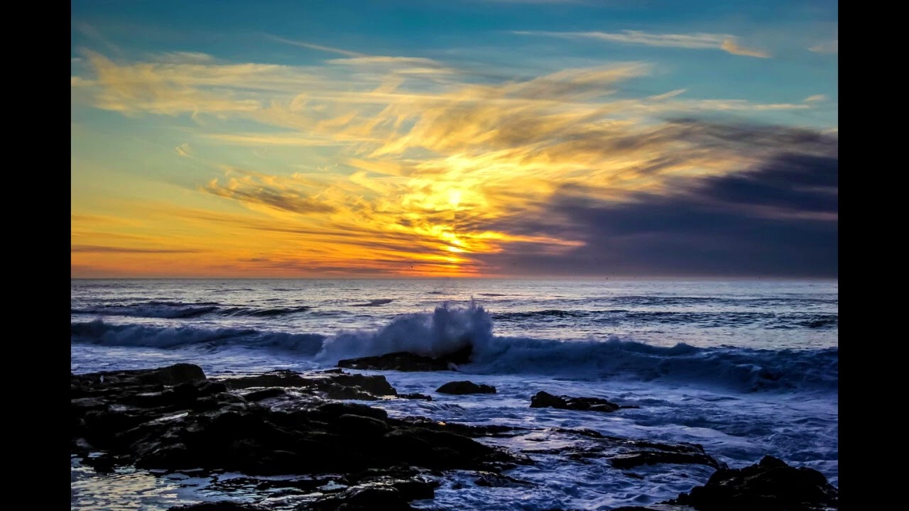 White Noise   Ocean Waves Crashing at Night for Deep Sleep & Relaxation