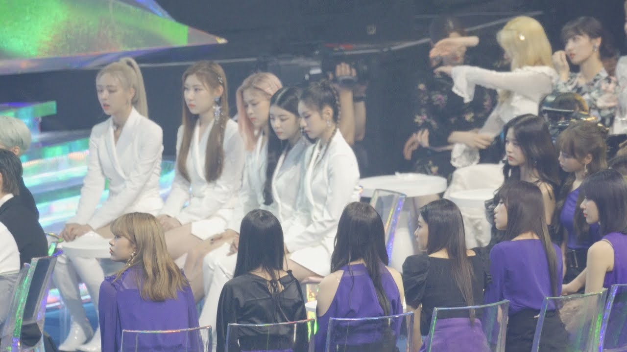 [TXT - CROWN ] ITZY, IZONE, TWICE Reaction @190801 MGMA  [4k Fancam/직캠