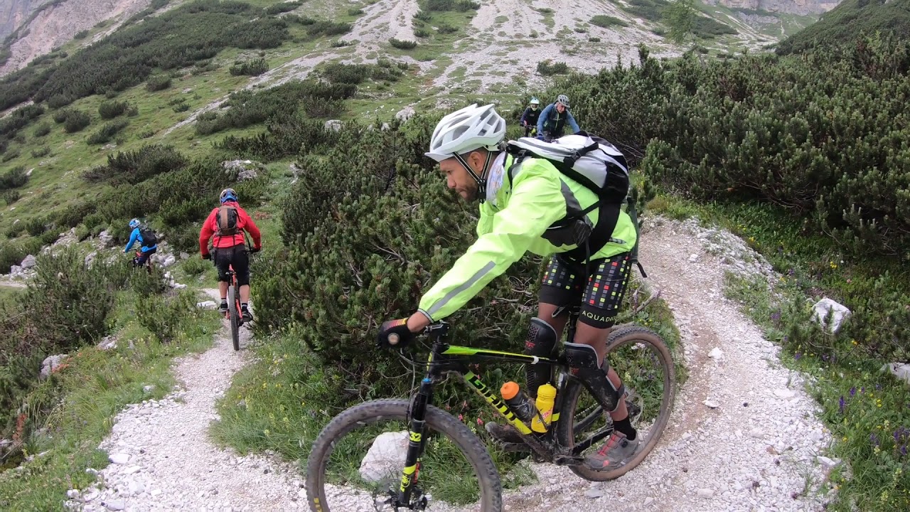 Auronzo di C. - Rif. Città di Carpi - Lago di Misurina - 3 Cime di Lavaredo - Rif.Auronzo - CAI 1104