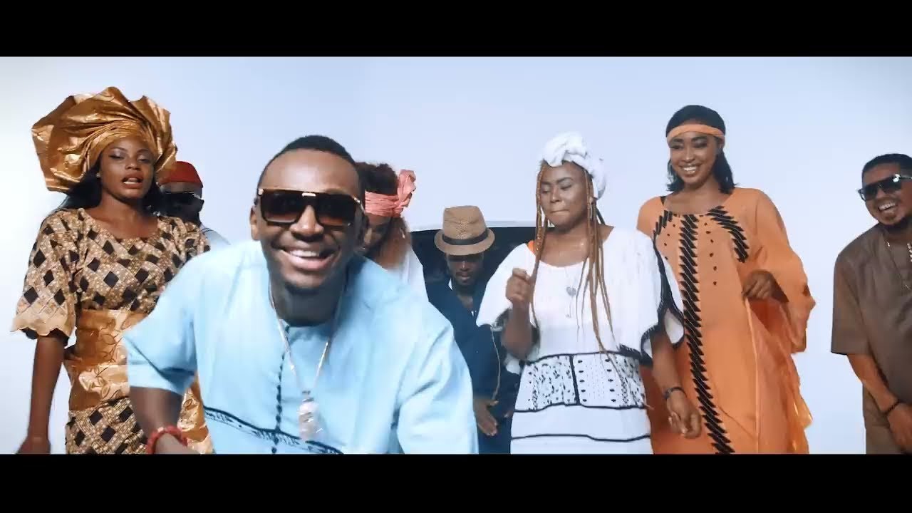 DJ KEROZEN OFFICIAL - Kerozen - Victoire Remix feat Bracket  (Clip Officiel)