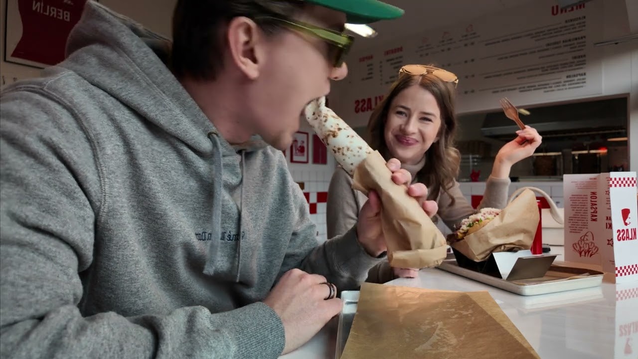 Oglądamy gigantycznego koguta + Randka Idealna (Kwiaty & Kebab)