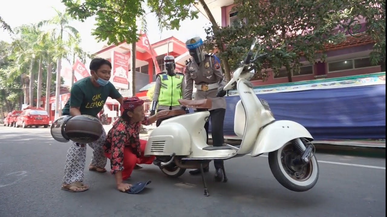 Cak Silo dan Cak Ukil ditangkap Polwan POLRES Lamongan