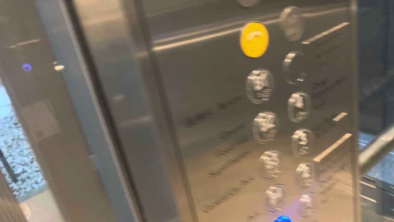 [Public; RL7] 2019 Schindler 5500 @ Jewel Changi Airport