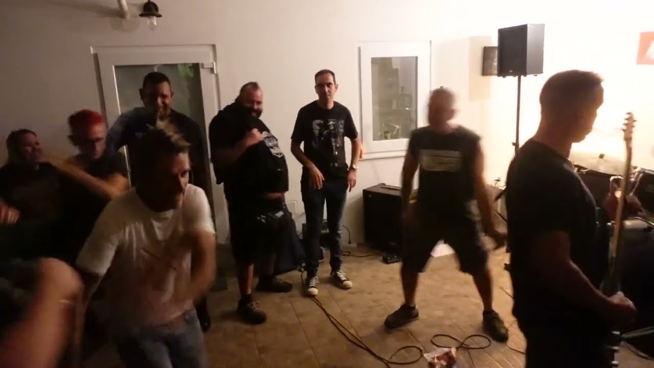 ERVAS DANINHAS - Pedras da Calçada (live Qt. do Belga)