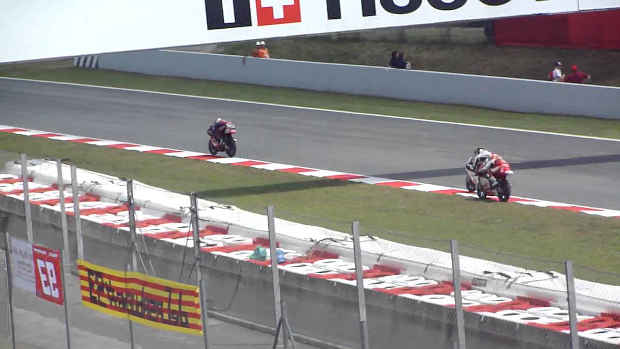 MotoGP 125cc Terol vs Zarco ultima vuelta Catalunya 2011