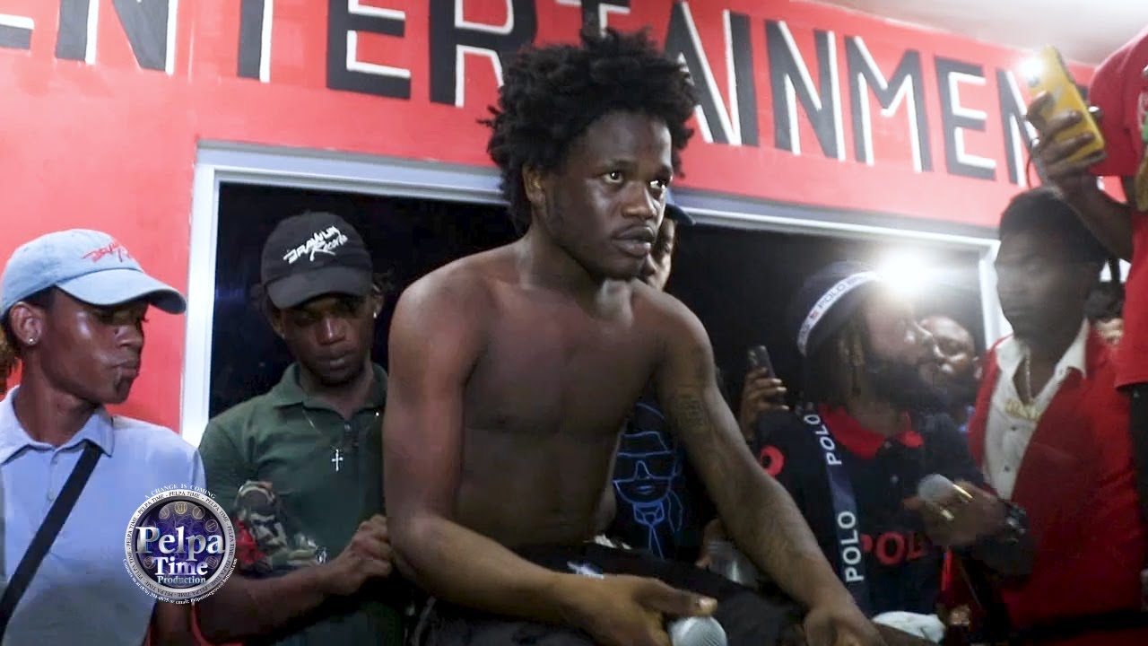 JAHSHII fight just to win the game AT ACOUSTICS LIVE