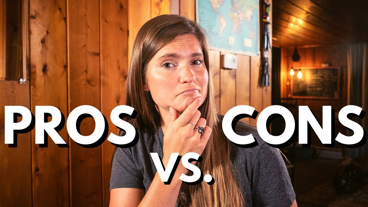 THE PROS AND CONS OF BLOGGING // What To Know If You're Starting A Blog!