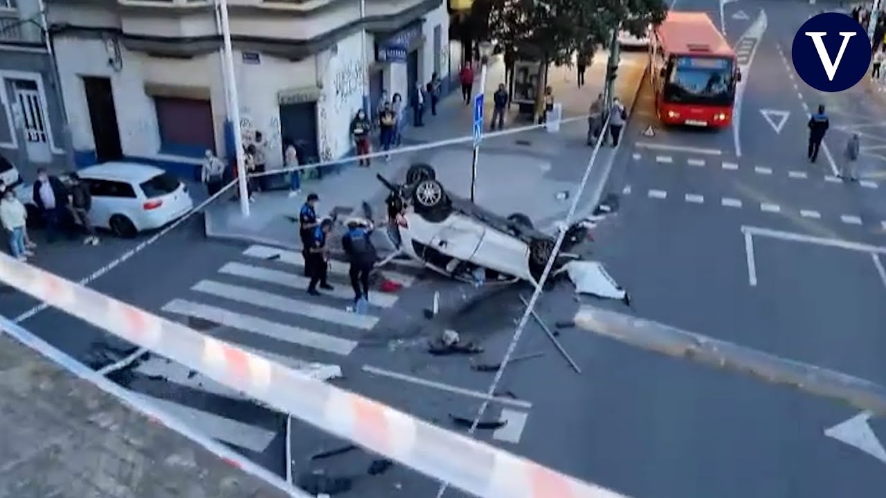 Un coche cae de un puente de ocho metros en A Coruña tras un 