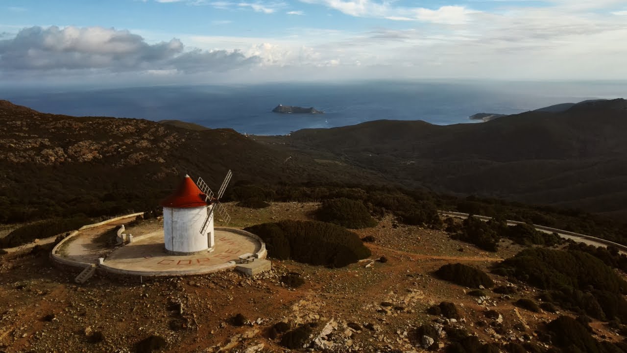 Der Col de la Serra auf Korsika, ein Überflug mit der Drohne in 4K