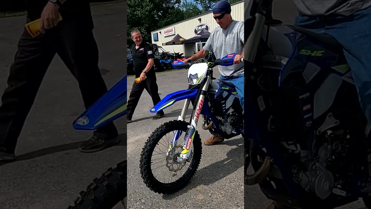🔵🔥2023 SHERCO 250 SEF FACTORY #sherco #akrapovic #enduro #dirtbike #fourstroke #shorts