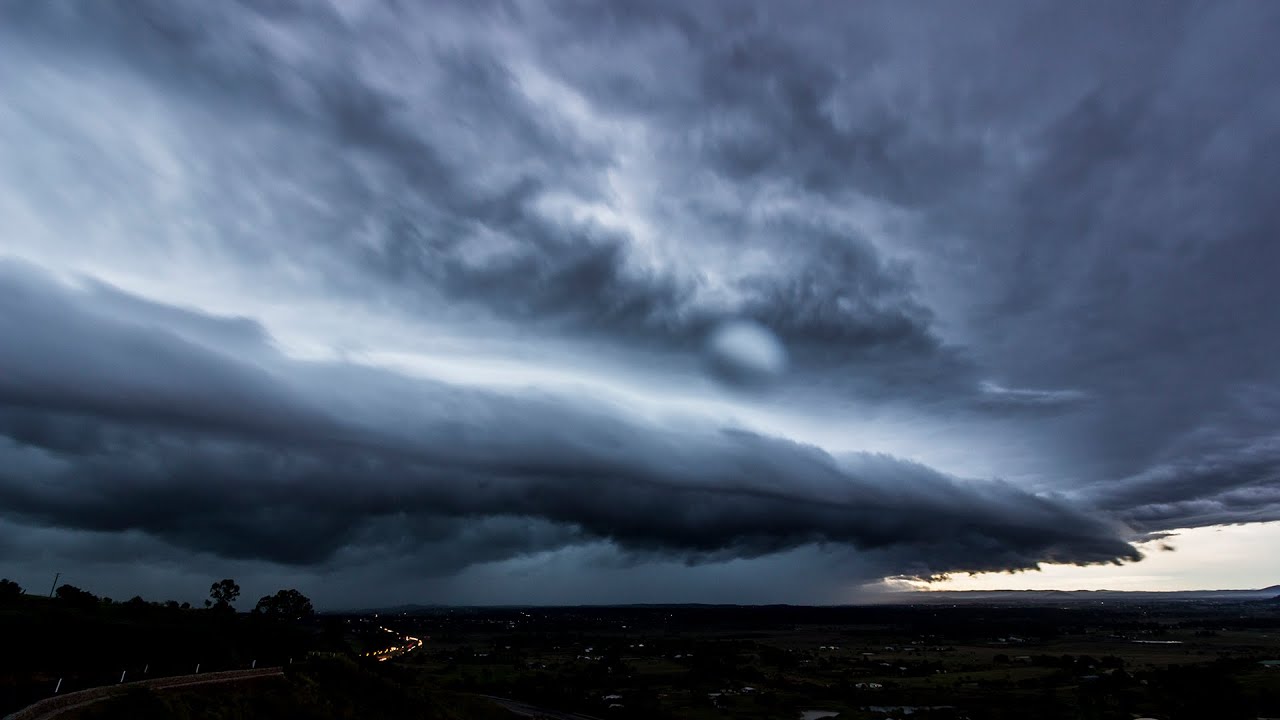 Two Storm Cells Colliding, Brisbane 11/12/2014