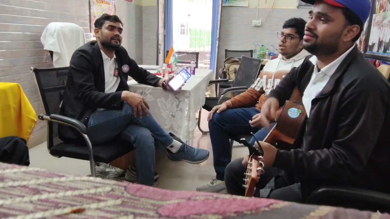 Mayi Teri Chunariya Lehrayi  Song 