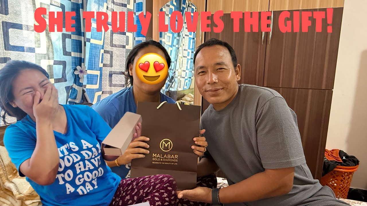 SHE TRULY LOVES THE GIFT ! | TIBETANYOUTUBER | TIBETANVLOGGER | DEARCHANNEL